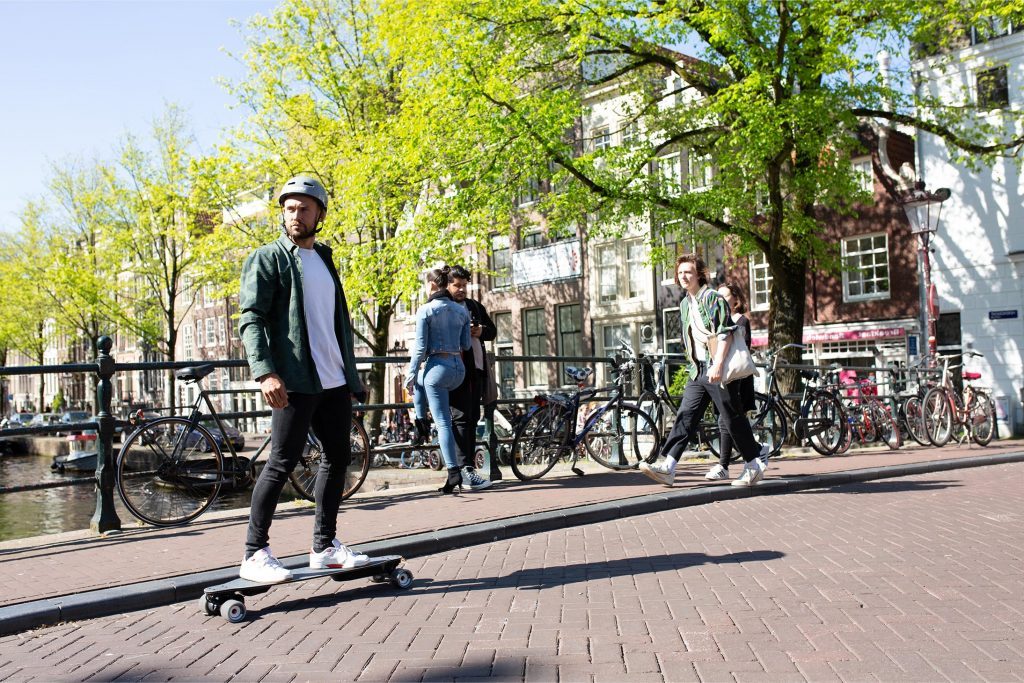 Hvorfor legalisere elektriske scootere, hjul og elektriske skateboards